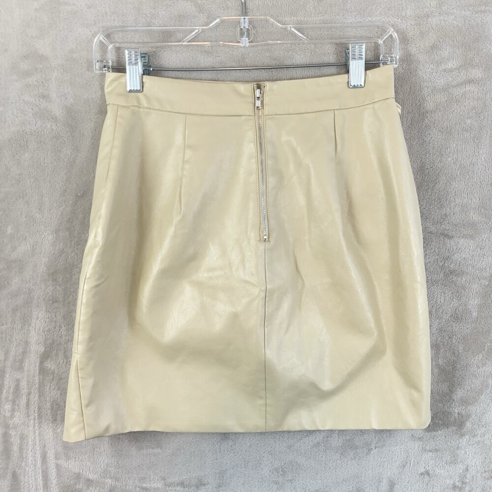 Majorelle Poseidon Skirt Ivory Vegan Leather Ruffle Small Revolve Sculptural - Picture 4 of 9